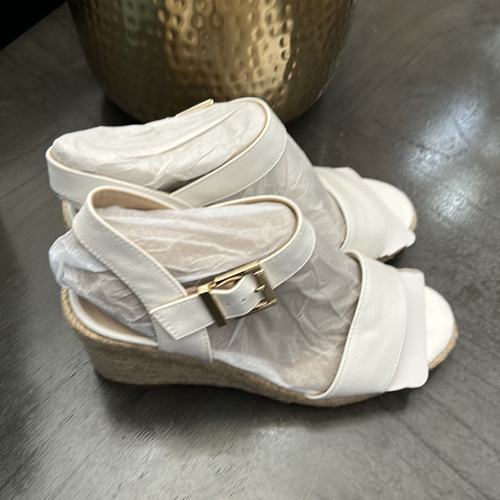 LIFESTRIDE Tango Wedge Espadrilles - Picture 4 of 13